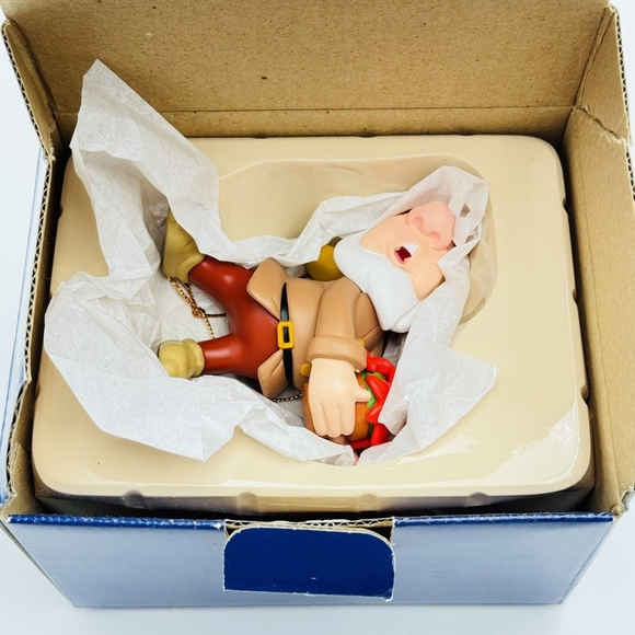 Sneezy Grolier President's Edition Christmas Magic Disney Ornament with Box RARE - Picture 2 of 2